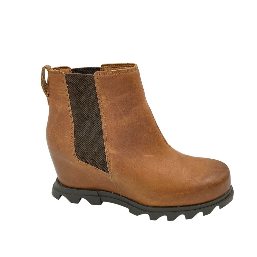 Sorel Women's Joan of Artic Wedge III Lug Sole Chelsea Booties Hazelnut Size 8.5